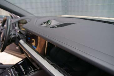 Porsche Cayenne III S — photo 18