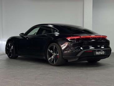 Porsche Taycan 4S — photo 12