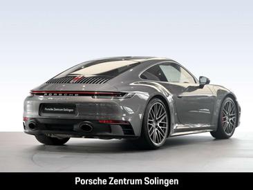 Porsche 992 I Carrera 4S — photo 4