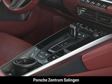 Porsche 992 I Carrera 4S — photo 22