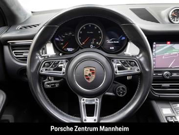 Porsche Macan Electrique Turbo — photo 17