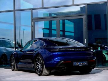 Porsche Taycan 4S — photo 7