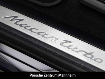 Porsche Macan Electrique Turbo — photo 23