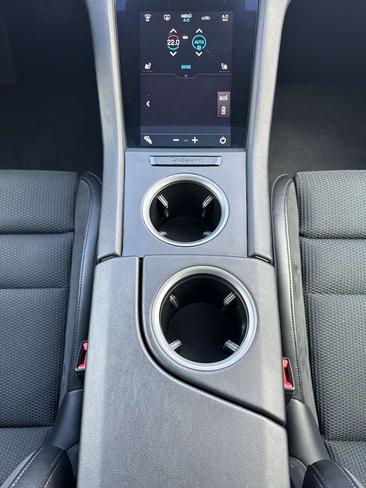 Porsche Taycan — photo 15