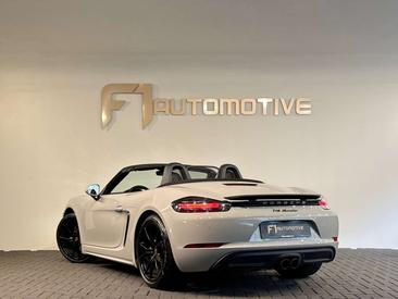 Porsche 718 Boxster T — photo 6