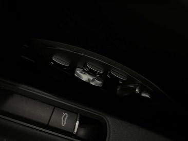 Porsche 718 Boxster T — photo 20