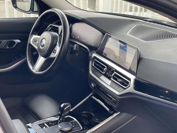 BMW Série 3 318d — photo 13