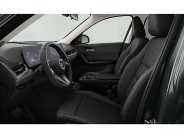 BMW X1 18i SDrive — photo 6
