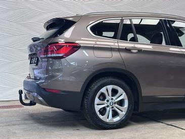 BMW X1 XDrive25e — photo 12