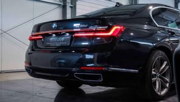 BMW Série 7 730d — photo 10