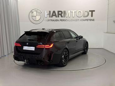 BMW M5 — photo 3