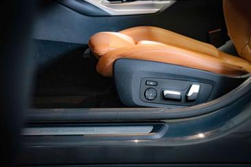 BMW 330 Individual 330e — photo 22