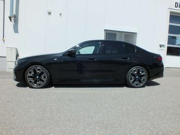 BMW I5 M60 XDrive — photo 4