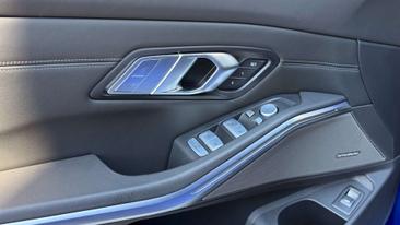 BMW M3 XDrive — photo 12