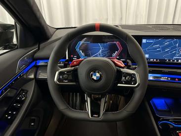 BMW M5 — photo 8