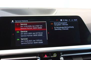 BMW M4 Competition XDrive — photo 20