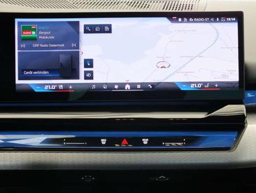 BMW I5 M60 XDrive — photo 23