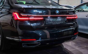 BMW Série 7 730d — photo 46