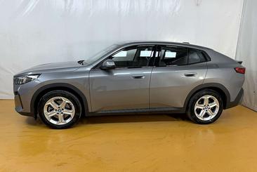 BMW IX2 XDrive30 — photo 3