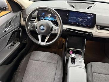 BMW IX2 XDrive30 — photo 4