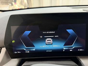 BMW IX2 XDrive30 — photo 17