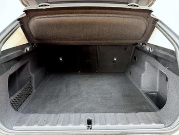 BMW IX2 XDrive30 — photo 21