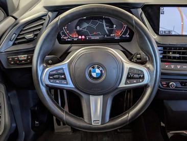 BMW 118 M Sport I — photo 9