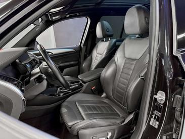 BMW iX3 — photo 9