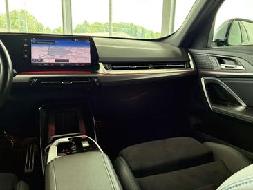 BMW X1 XDrive25e — photo 32
