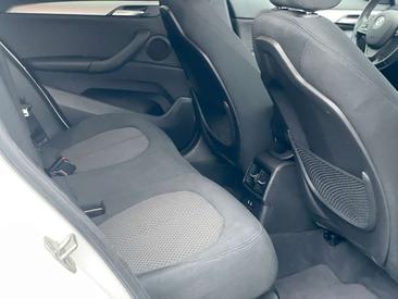 BMW X1 20d — photo 11