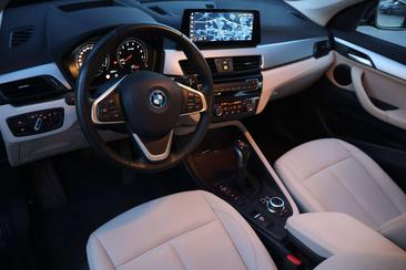 BMW X1 XDrive25e — photo 12