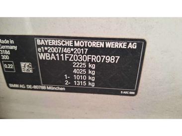 BMW Série 3 318d — photo 12