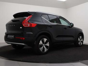Volvo XC40 T5 Recharge Core — photo 2