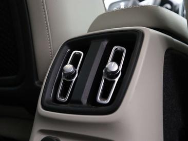 Volvo XC40 T5 Recharge Core — photo 8