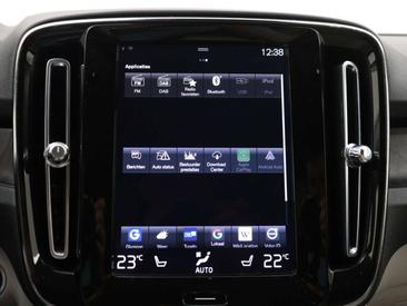 Volvo XC40 T5 Recharge Core — photo 25