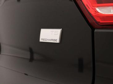 Volvo XC40 T5 Recharge Core — photo 33