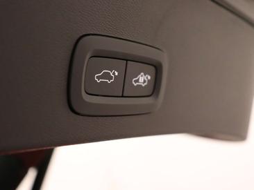 Volvo XC40 T5 Recharge Core — photo 34