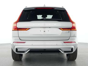 Volvo XC60 B5 — photo 3