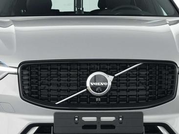 Volvo XC60 B5 — photo 4