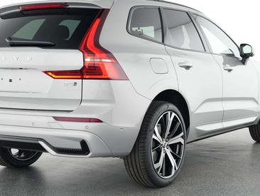 Volvo XC60 B5 — photo 11
