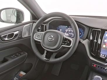 Volvo XC60 B5 — photo 14