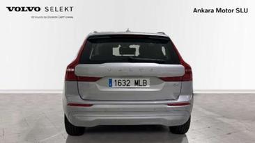 Volvo XC60 B4 Core — photo 4