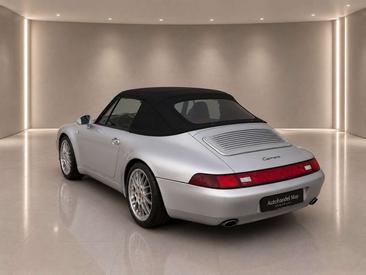 Porsche 993 Carrera — photo 9