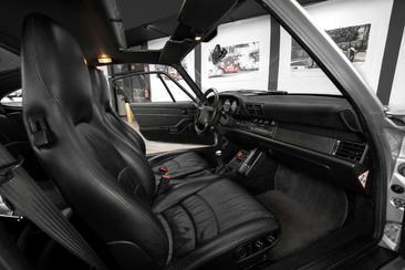 Porsche 993 Carrera 4S — photo 20