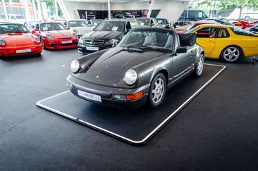 Porsche 964 Carrera 2 — photo 4