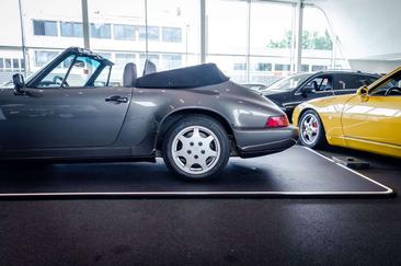 Porsche 964 Carrera 2 — photo 7