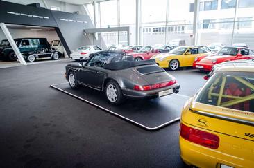 Porsche 964 Carrera 2 — photo 9