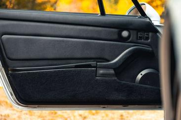 Porsche 993 Carrera — photo 10