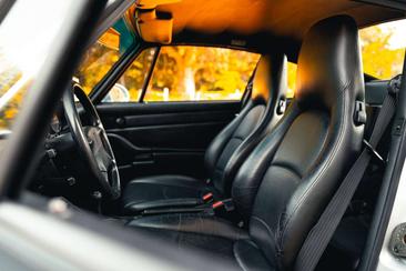 Porsche 993 Carrera — photo 12