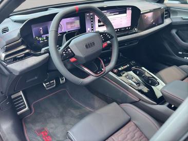 Audi RS5 Avant Performance — photo 13